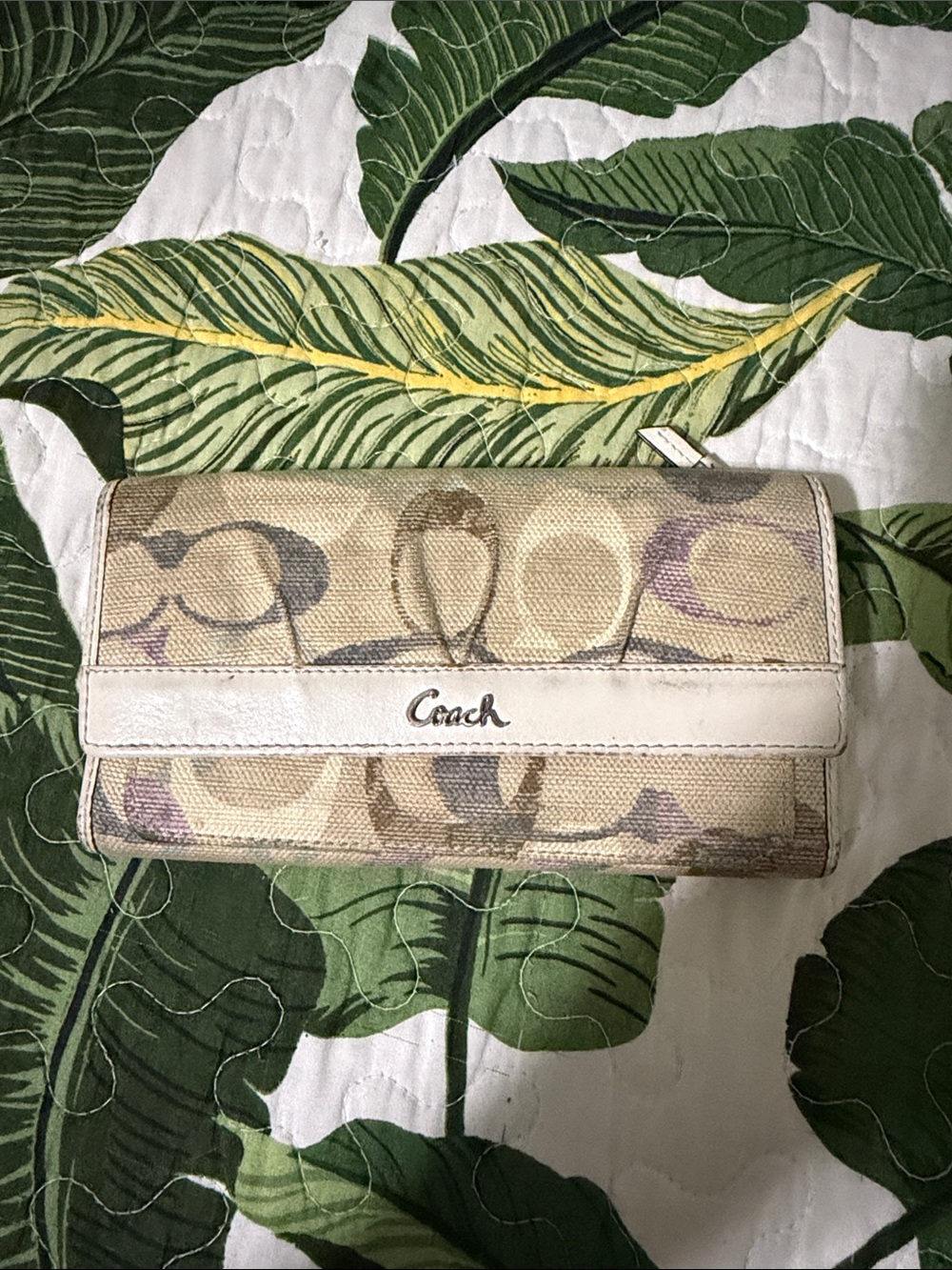 Vintage Coach Signature Canvas Wallet in Beige with  Cream Trim
